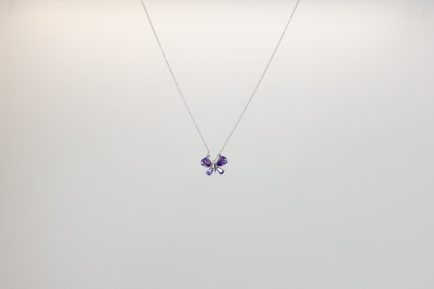 Paarse Vlinder ketting