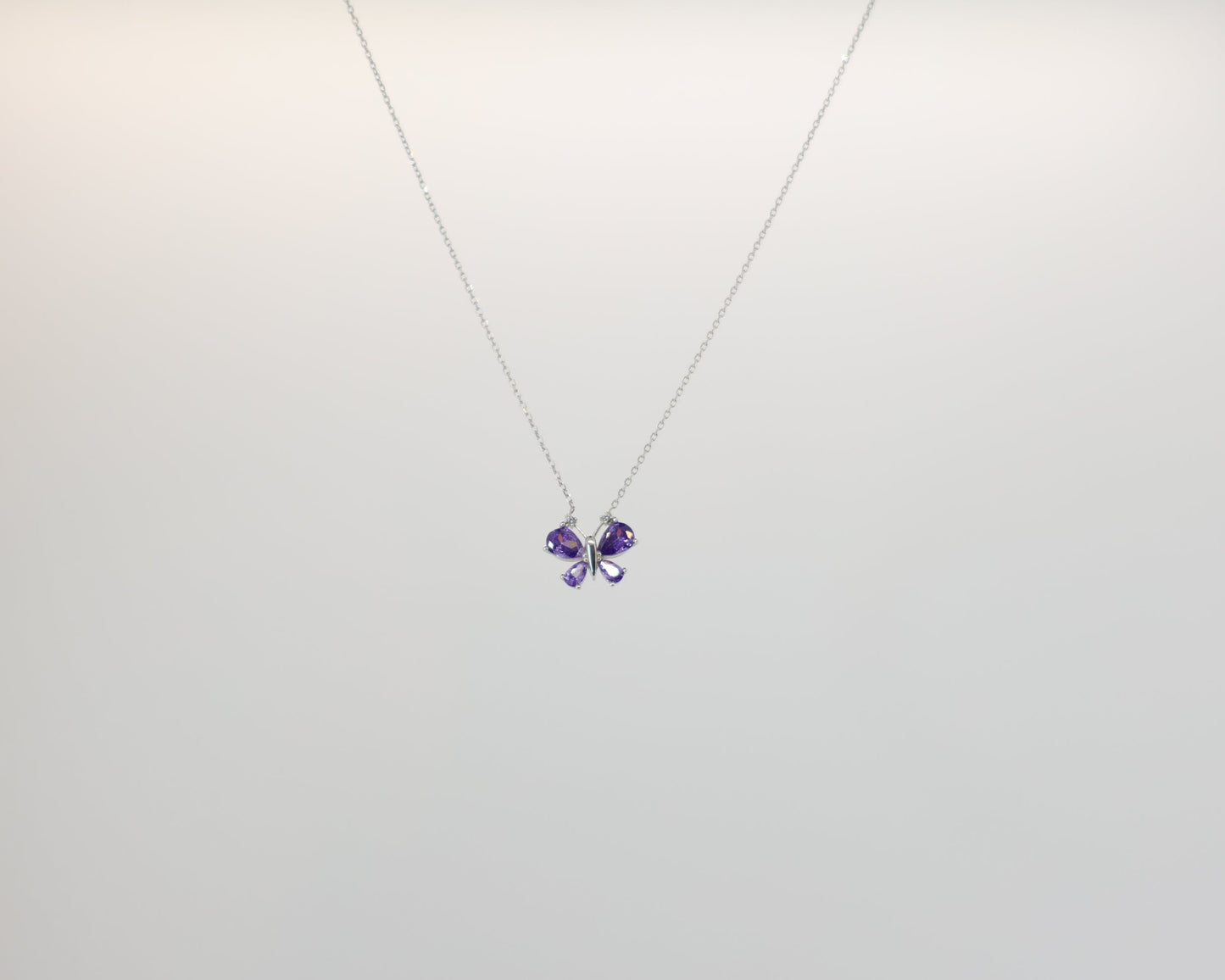 Paarse Vlinder ketting
