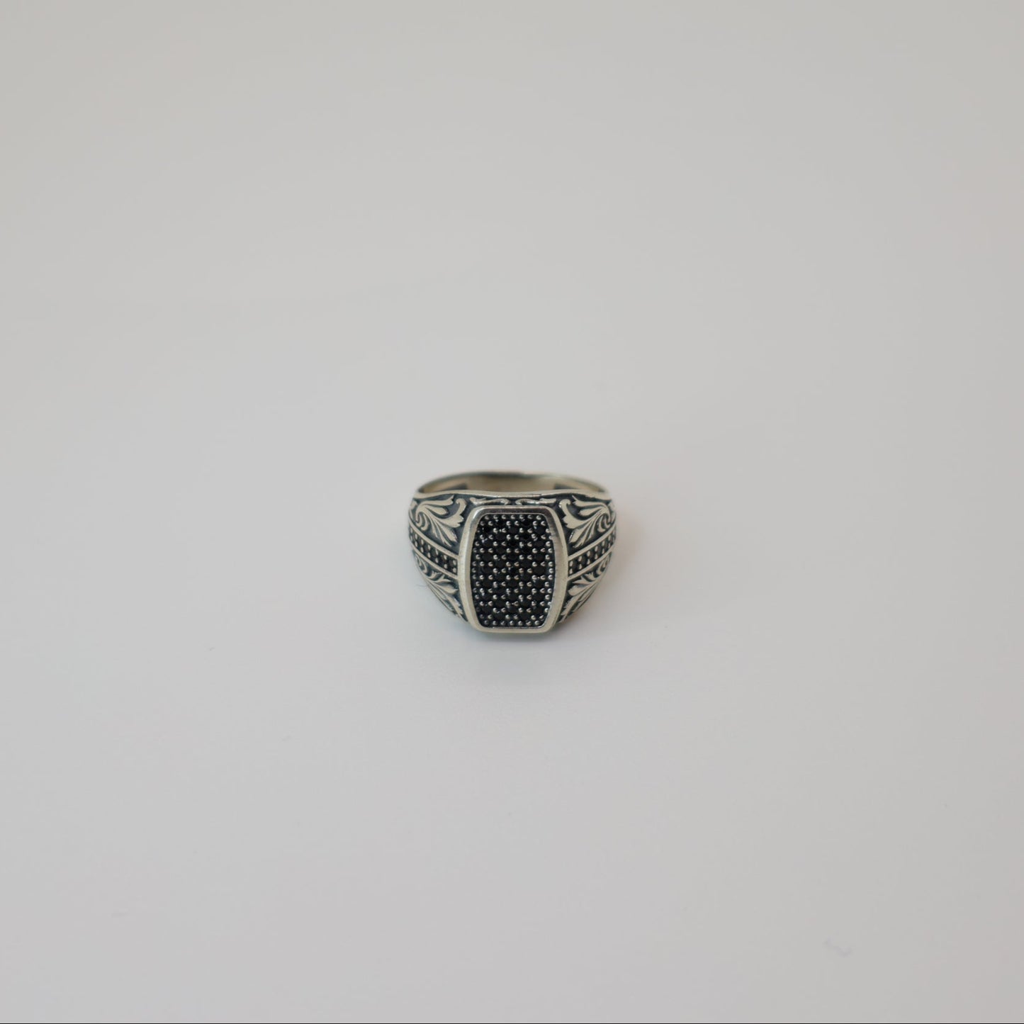 Zwarte Kroon Ring